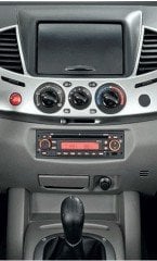 Oto Teyp Çerçeve MITSUBISHI L200 Dabıl Çerçeve