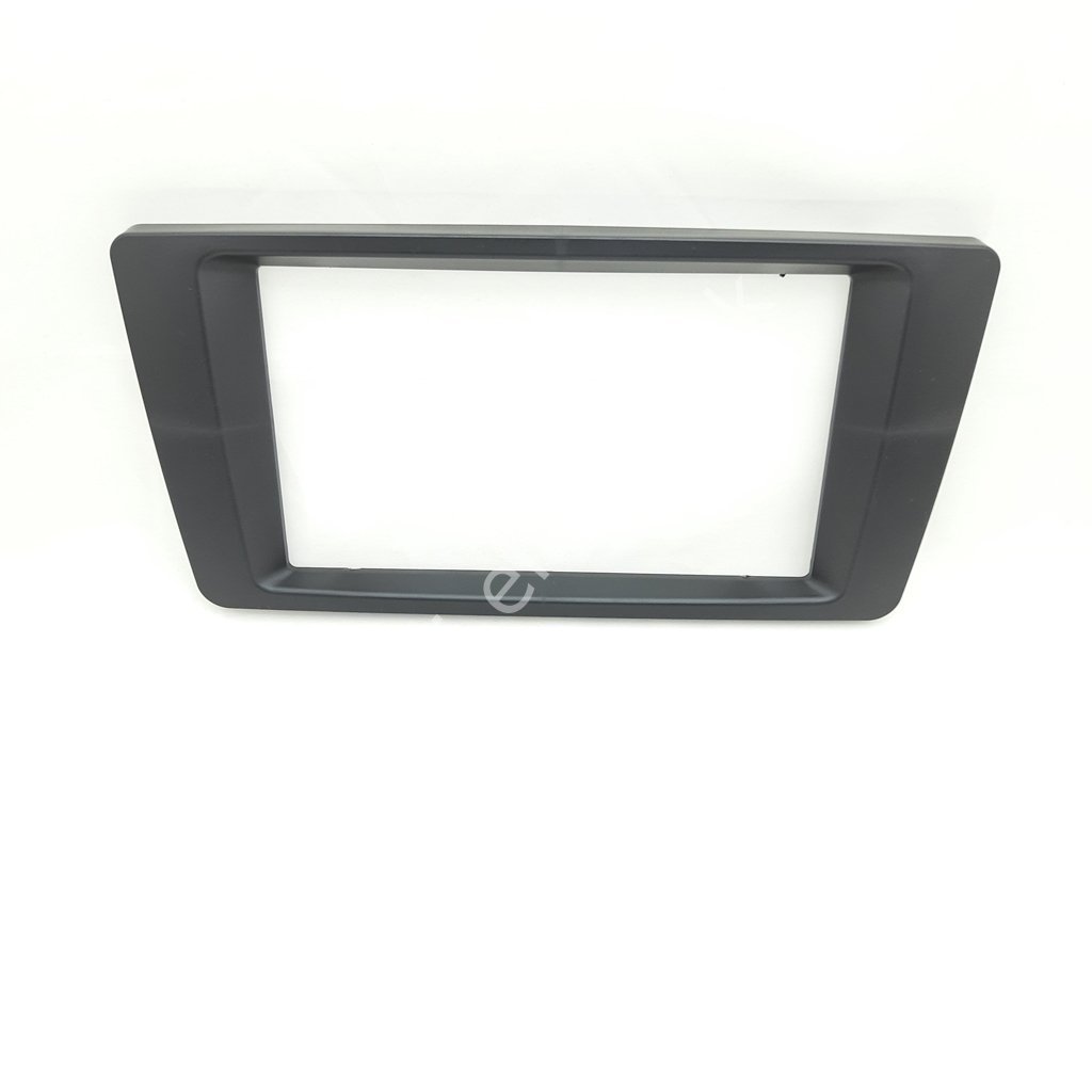 Oto Teyp Çerçeve SKODA Octavia  Yeti  7 inç Dabıl  Çerçeve