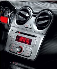 ALFA ROMEOMiTo (955) 2008-2018 Teyp Çerçevesi 7 INC